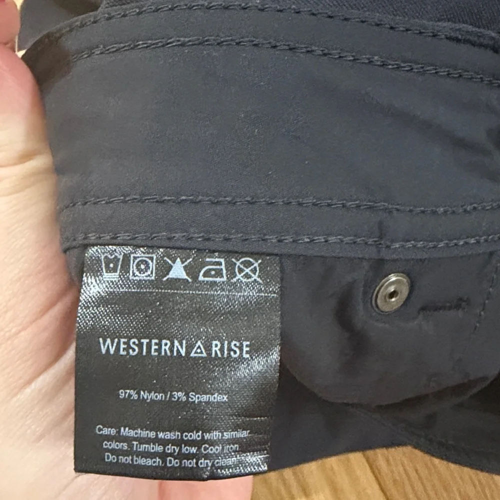 Western Rise Black Gray Evolution Pants Sz 34